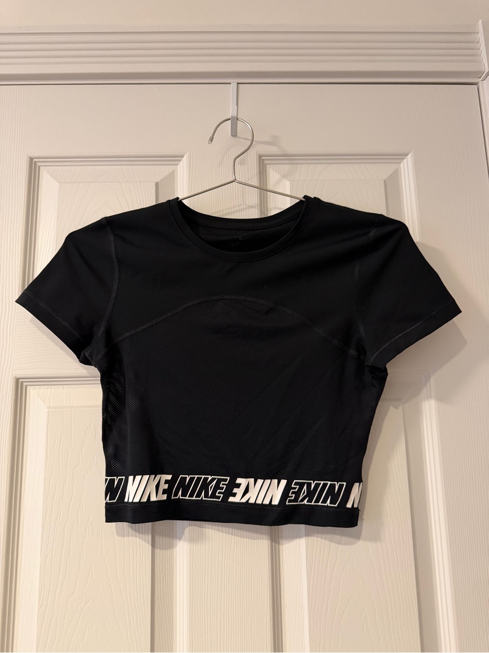 Nike Black Cropped Workout Tee with Logo Hem